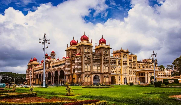 Featured Image of Mysore Palace